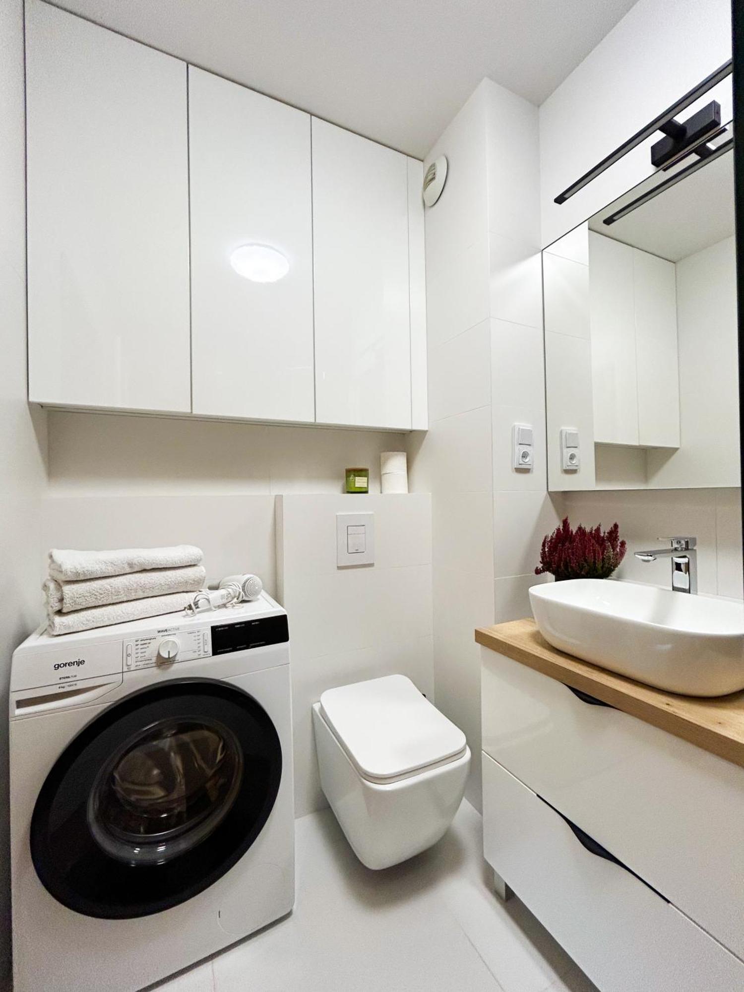 Lumina Stylish 3-Room Apart With Balcony Łódź Exterior foto